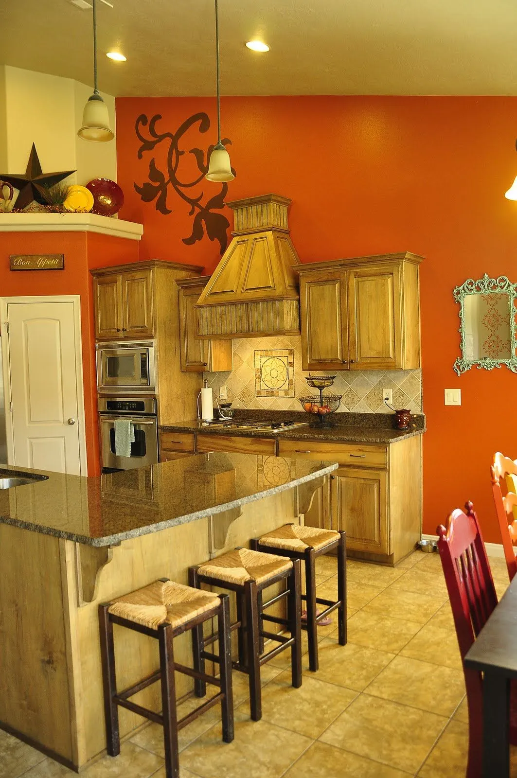 /img/11041-bohemian-orange-kitchen.webp