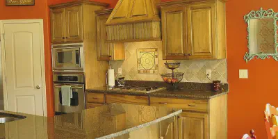/img/11041-bohemian-orange-kitchen.webp