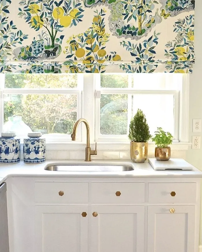 11064 kitchen color palette