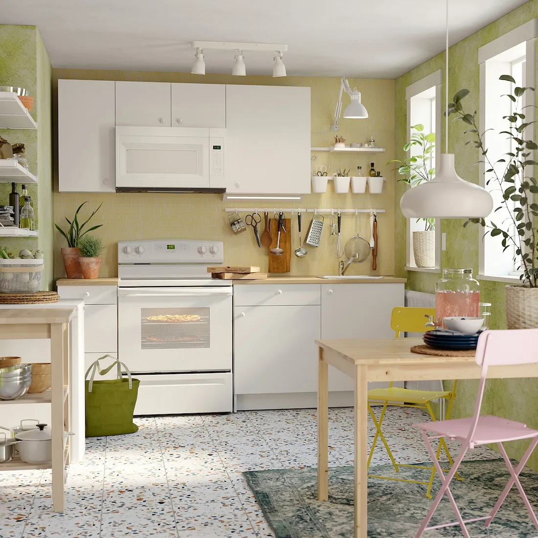 /img/11087-knoxhult-kitchen-before-after.webp