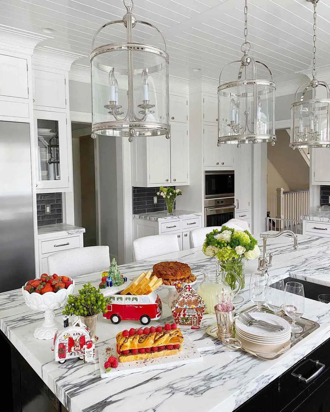 11133 rustic christmas kitchen