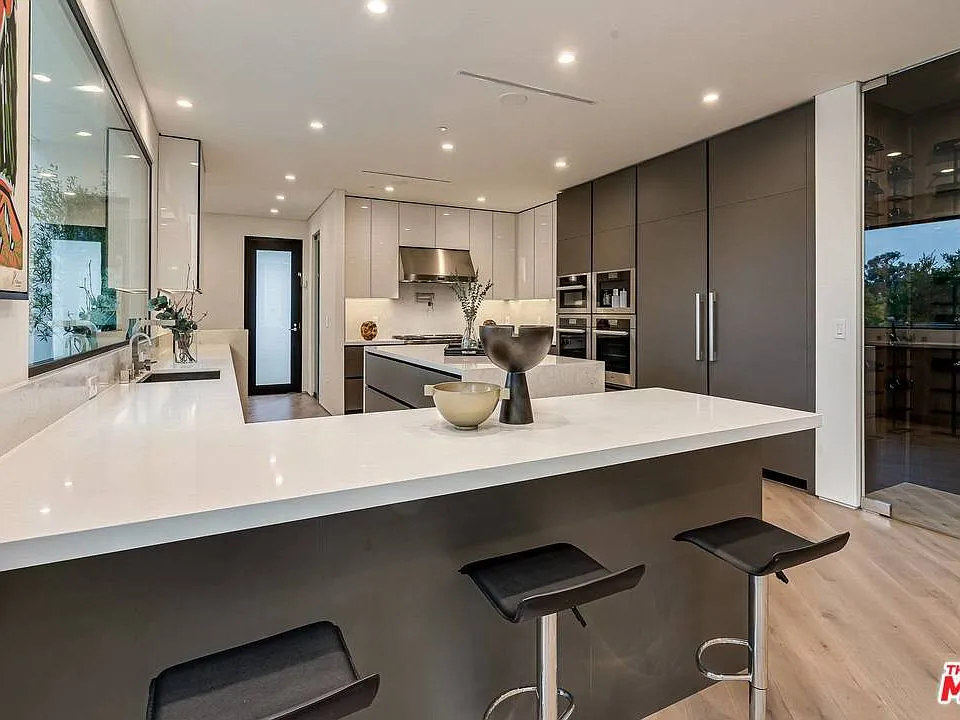 11168 minimalist kitchen