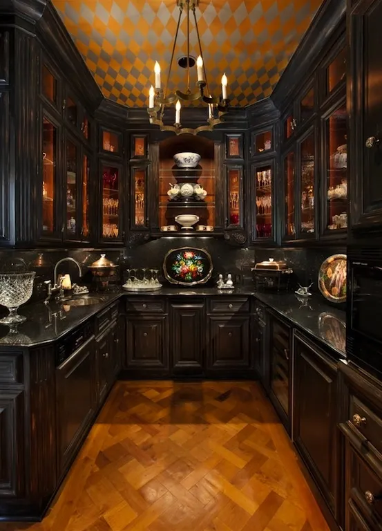 11194 gothic kitchen statement pieces