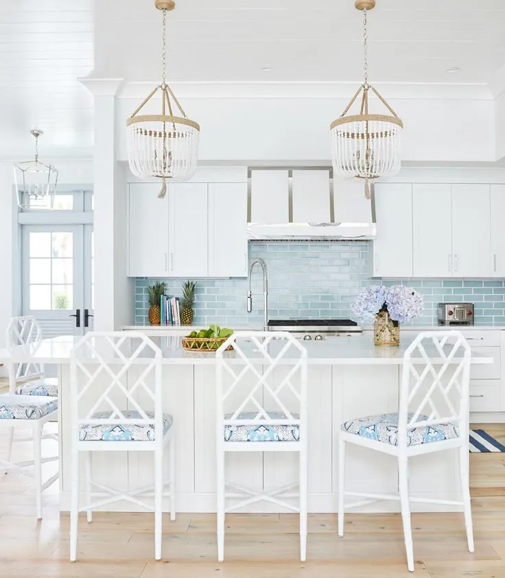/img/11202-coastal-kitchen-decor-lake-mary-7.webp